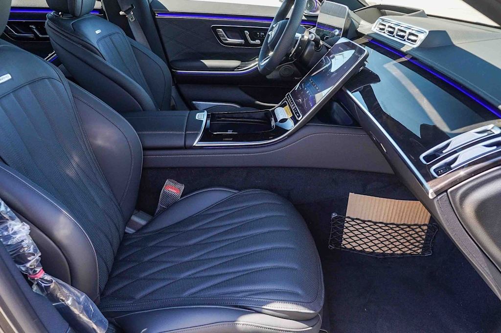 Thumbnail: 2026 Mercedes-Benz S-Class - 10