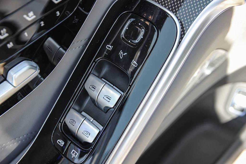 Thumbnail: 2026 Mercedes-Benz S-Class - 24