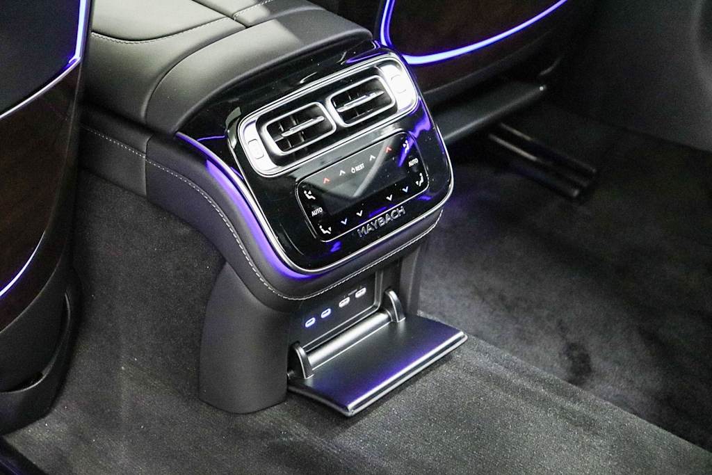 Thumbnail: 2026 Mercedes-Benz S-Class - 24