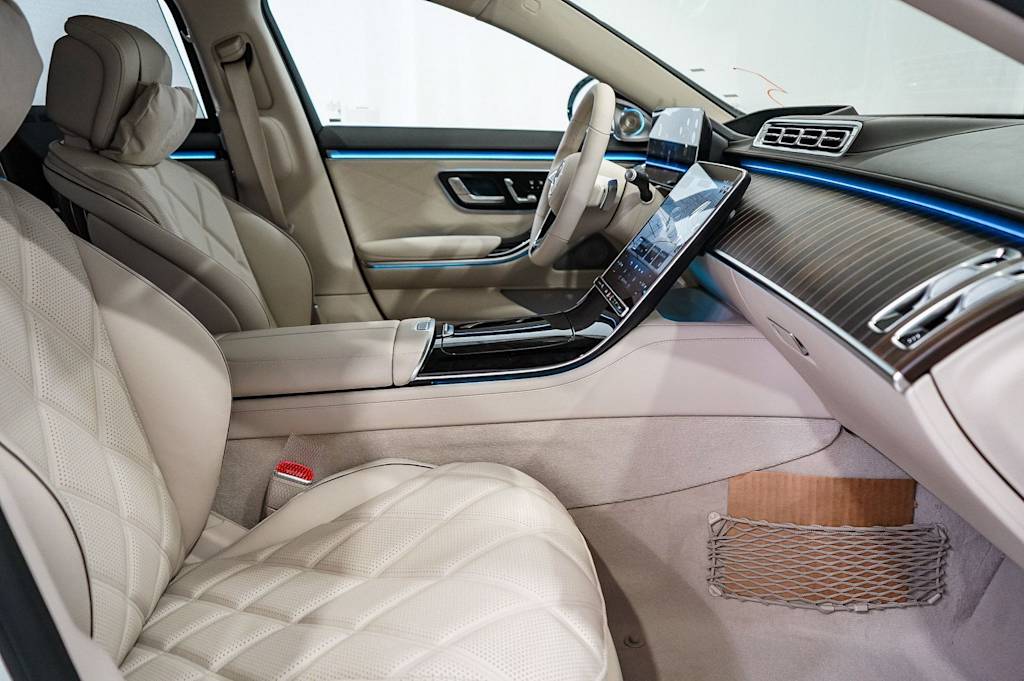 Thumbnail: 2026 Mercedes-Benz S-Class - 9