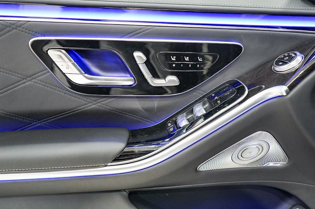 Thumbnail: 2026 Mercedes-Benz S-Class - 24