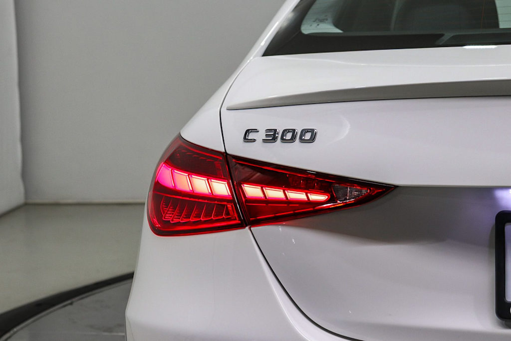 Thumbnail: 2023 Mercedes-Benz C-Class - 6