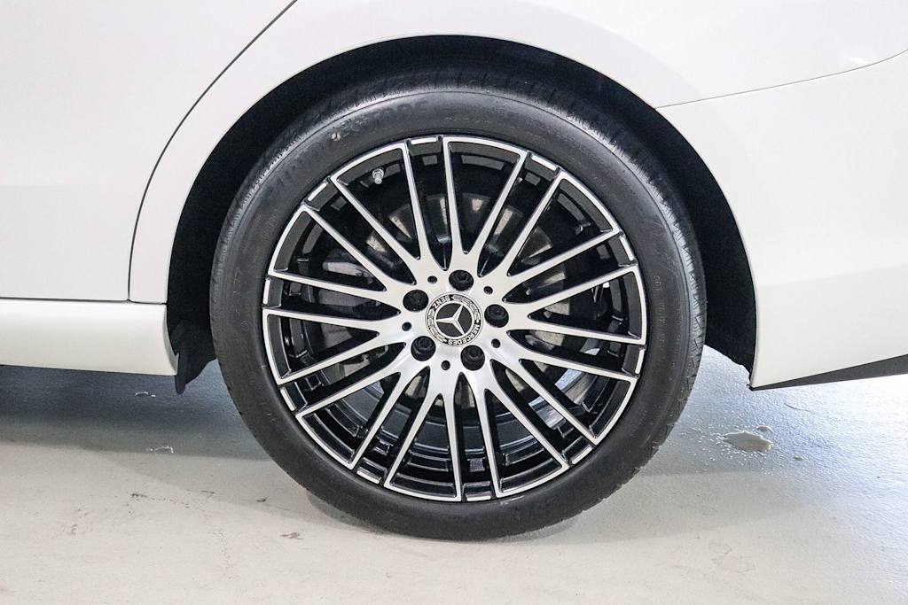 Thumbnail: 2023 Mercedes-Benz C-Class - 21