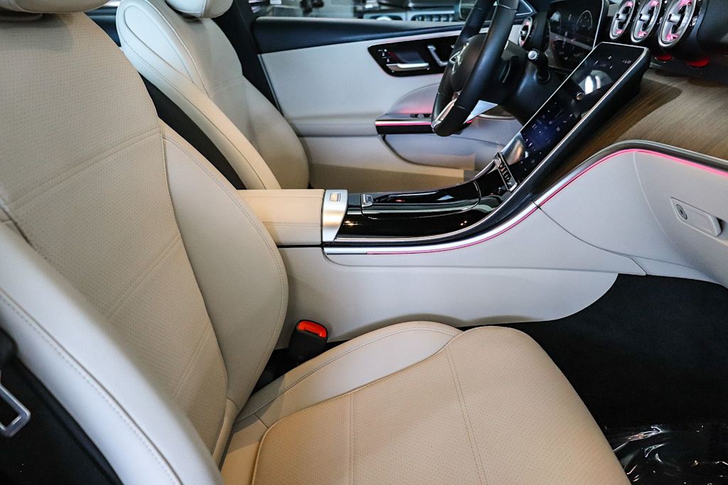 Thumbnail: 2023 Mercedes-Benz C-Class - 9