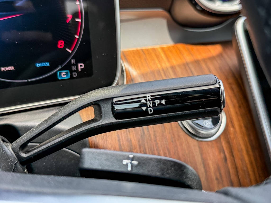 Thumbnail: 2025 Mercedes-Benz C-Class - 24