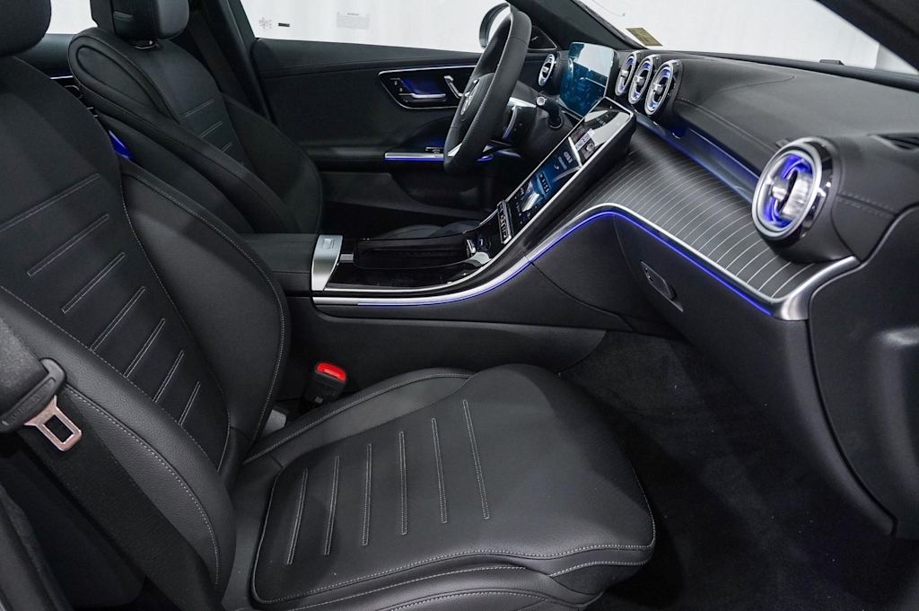 Thumbnail: 2025 Mercedes-Benz C-Class - 8