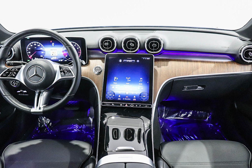Thumbnail: 2023 Mercedes-Benz C-Class - 2