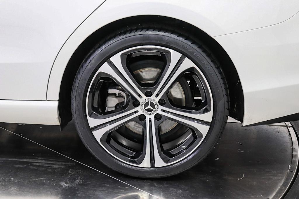 Thumbnail: 2024 Mercedes-Benz C-Class - 21