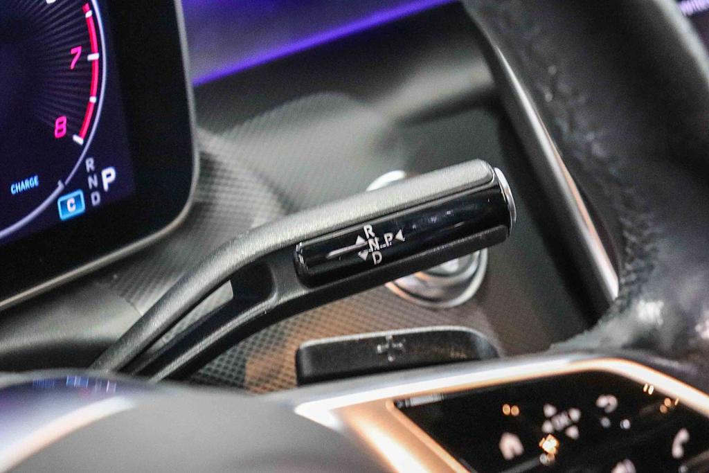 Thumbnail: 2023 Mercedes-Benz C-Class - 24