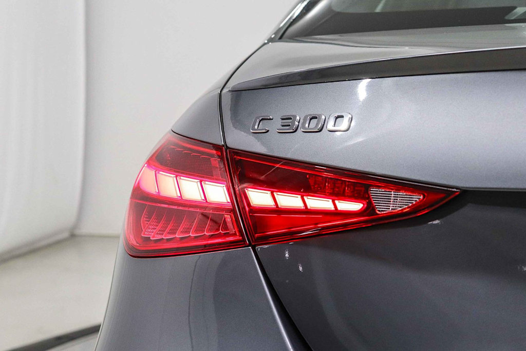 Thumbnail: 2023 Mercedes-Benz C-Class - 21
