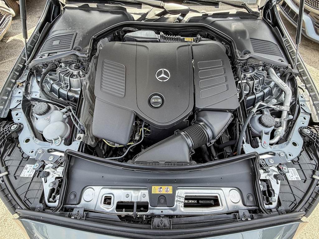 Thumbnail: 2025 Mercedes-Benz C-Class - 6