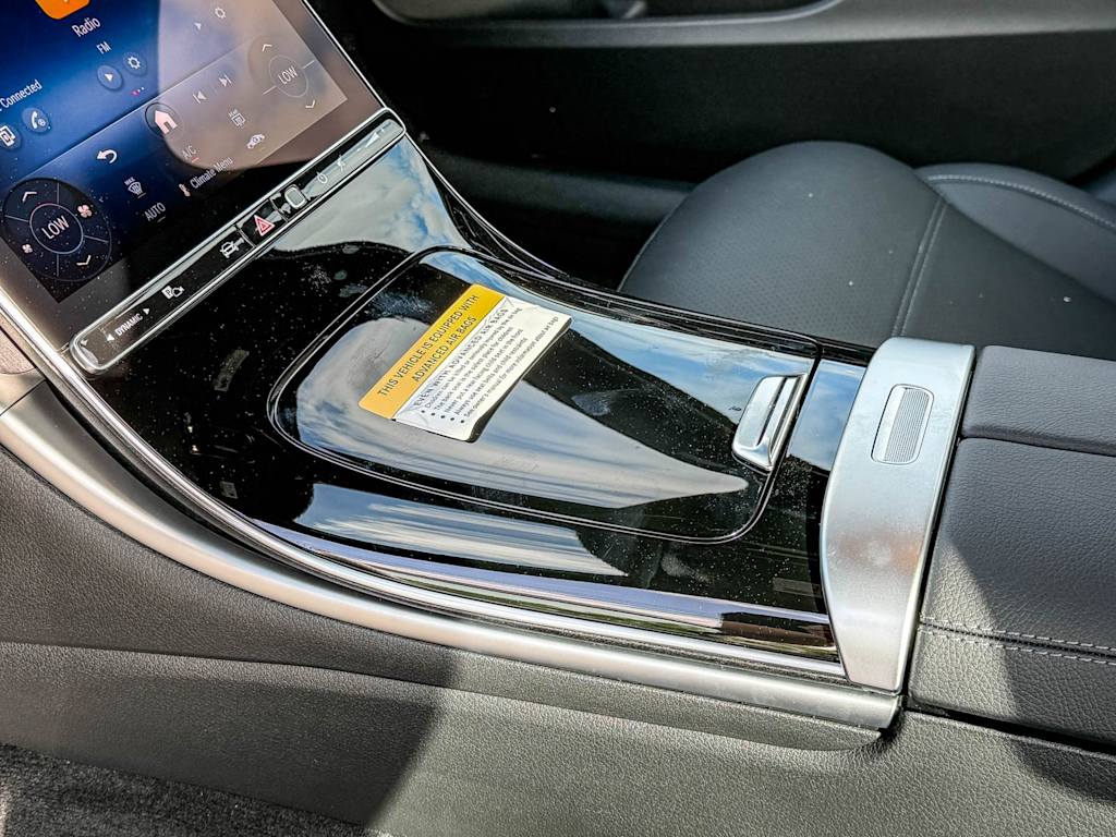 Thumbnail: 2025 Mercedes-Benz C-Class - 15