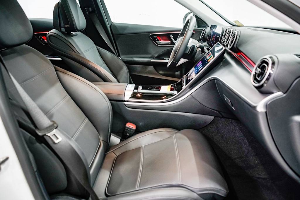 Thumbnail: 2025 Mercedes-Benz C-Class - 9