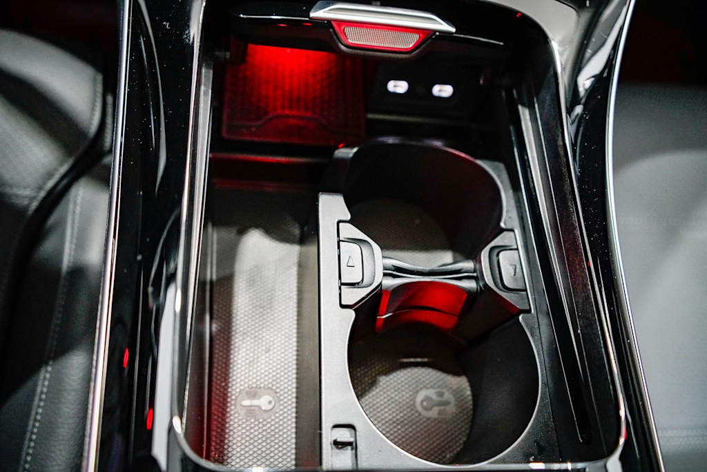 Thumbnail: 2025 Mercedes-Benz C-Class - 14