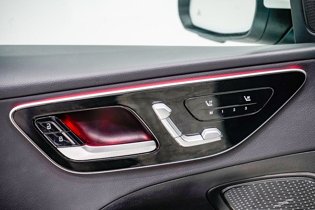 Thumbnail: 2025 Mercedes-Benz C-Class - 24