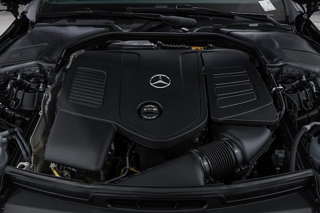 Thumbnail: 2025 Mercedes-Benz C-Class - 7