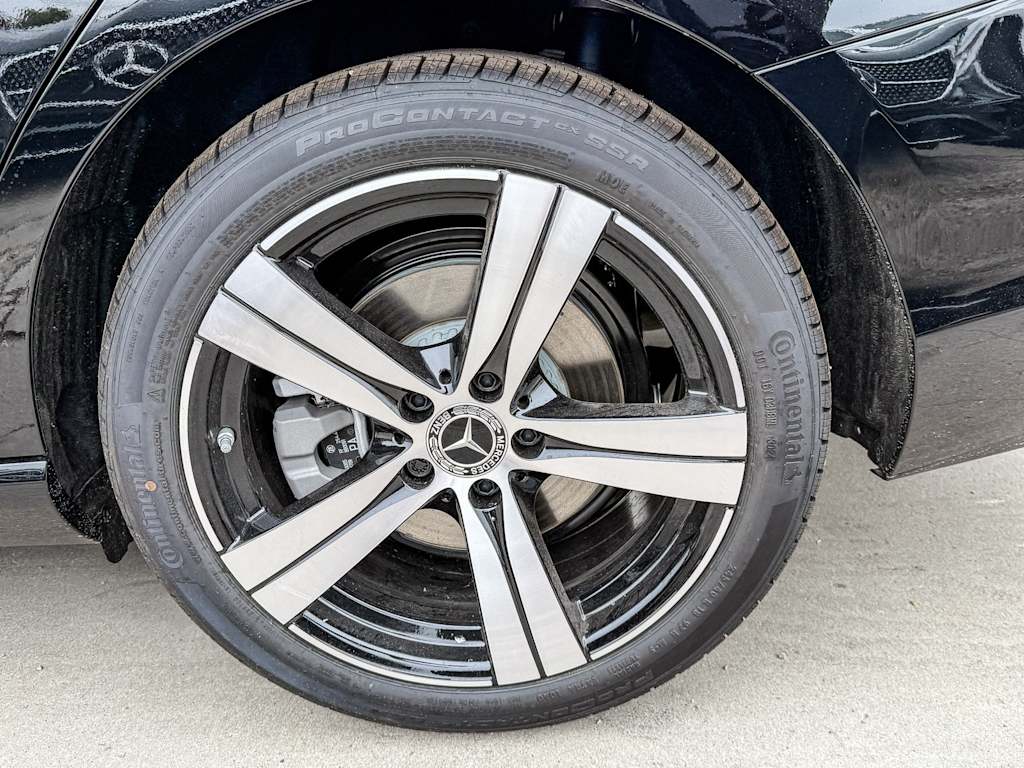Thumbnail: 2025 Mercedes-Benz C-Class - 6