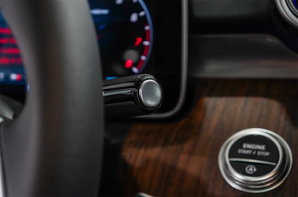 Thumbnail: 2025 Mercedes-Benz C-Class - 27