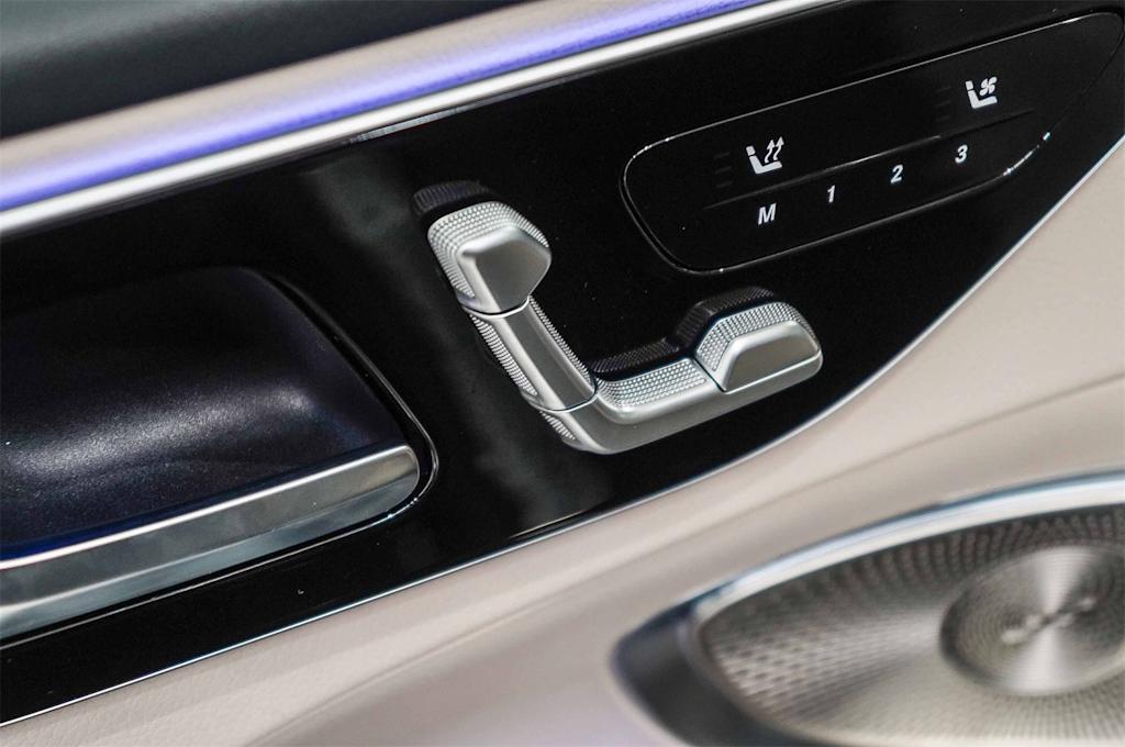 Thumbnail: 2025 Mercedes-Benz C-Class - 26