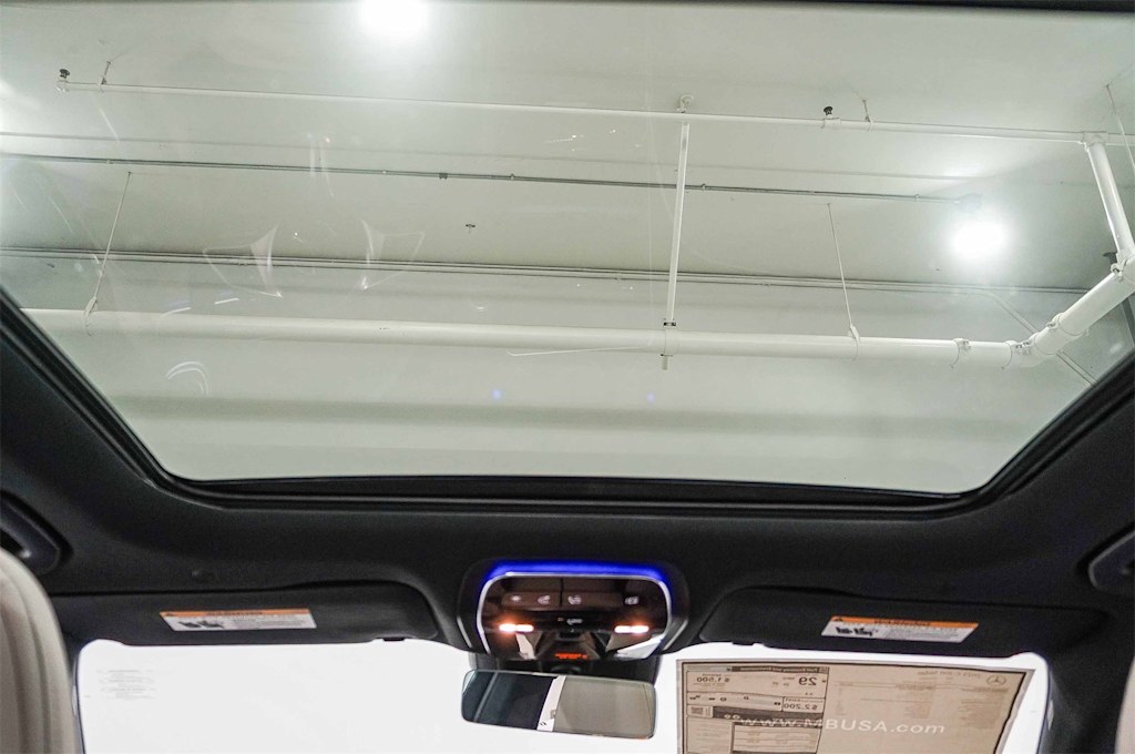 Thumbnail: 2025 Mercedes-Benz C-Class - 24