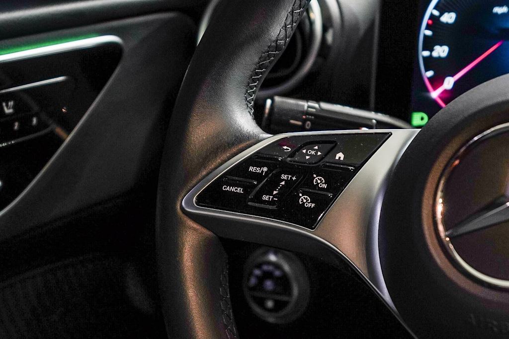 Thumbnail: 2022 Mercedes-Benz C-Class - 22