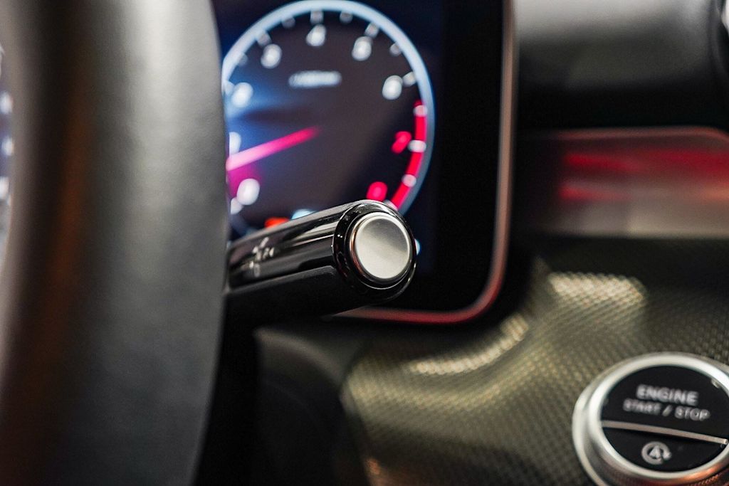 Thumbnail: 2022 Mercedes-Benz C-Class - 28