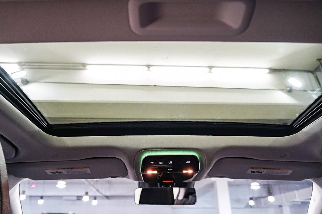 Thumbnail: 2022 Mercedes-Benz C-Class - 24