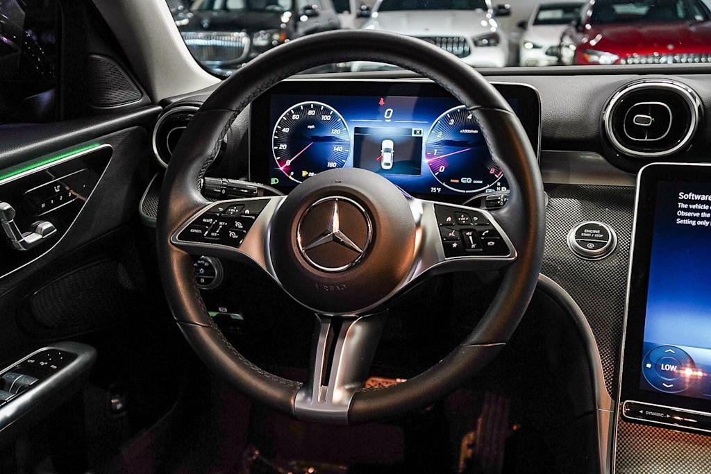Thumbnail: 2022 Mercedes-Benz C-Class - 8