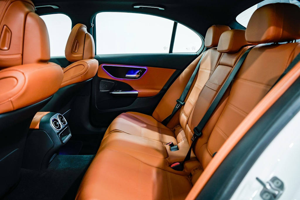 Thumbnail: 2025 Mercedes-Benz C-Class - 11