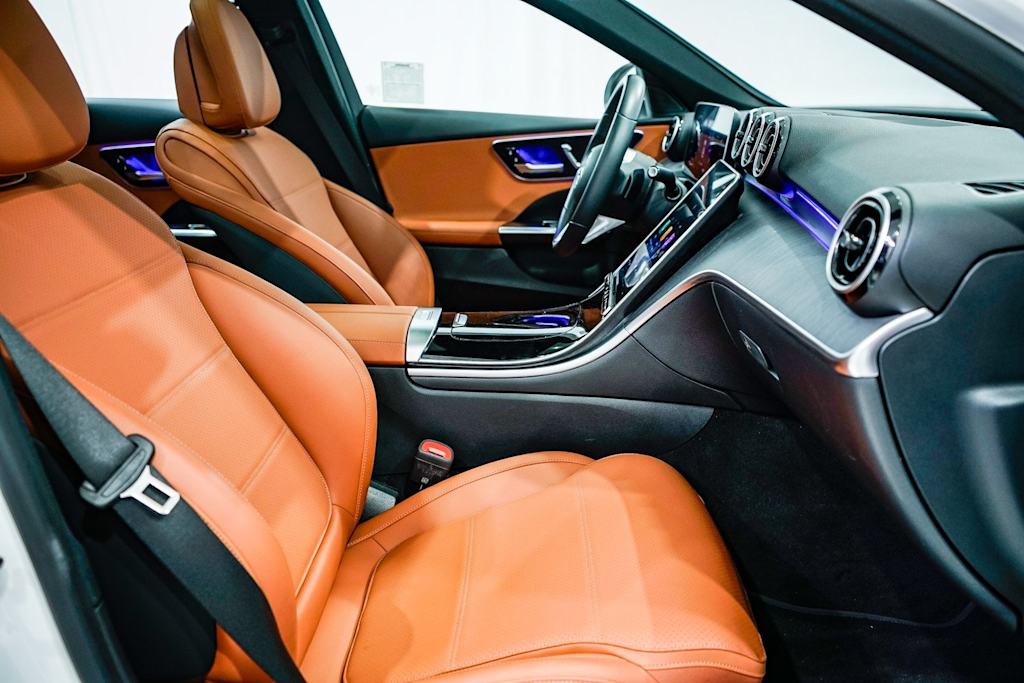 Thumbnail: 2025 Mercedes-Benz C-Class - 9