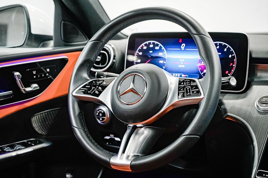 Thumbnail: 2025 Mercedes-Benz C-Class - 12