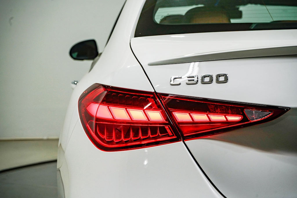 Thumbnail: 2025 Mercedes-Benz C-Class - 19