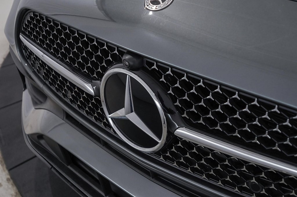 Thumbnail: 2025 Mercedes-Benz C-Class - 16