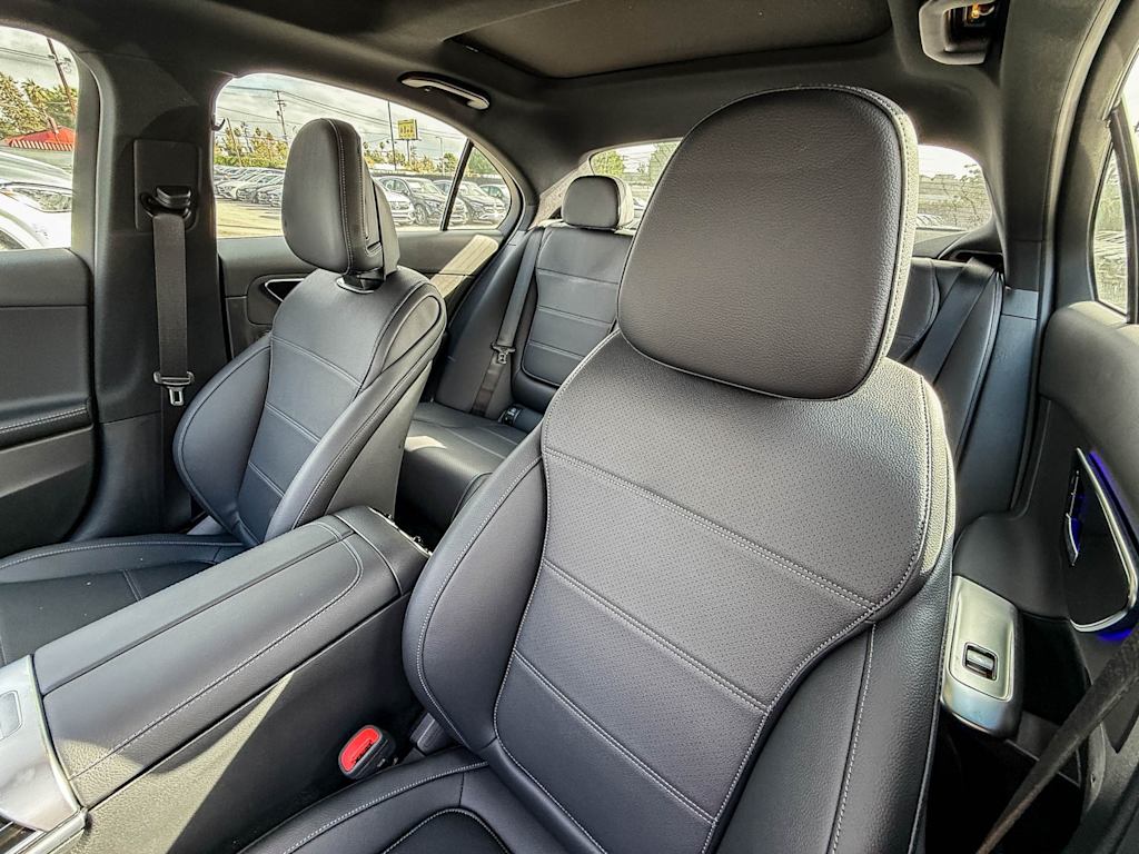 Thumbnail: 2025 Mercedes-Benz C-Class - 26