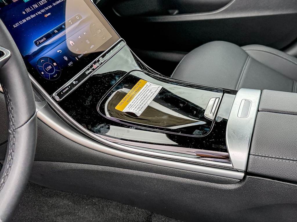 Thumbnail: 2025 Mercedes-Benz C-Class - 14
