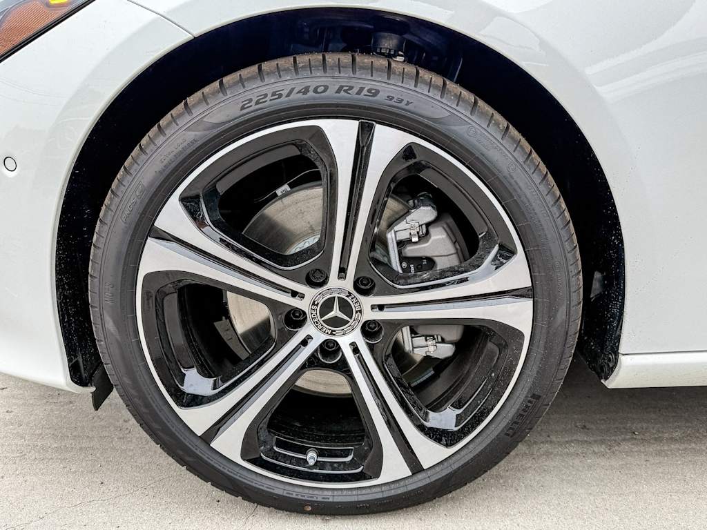 Thumbnail: 2025 Mercedes-Benz C-Class - 16