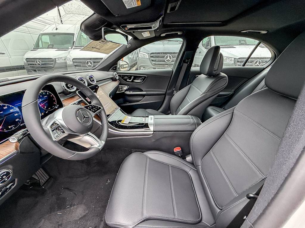 Thumbnail: 2025 Mercedes-Benz C-Class - 8