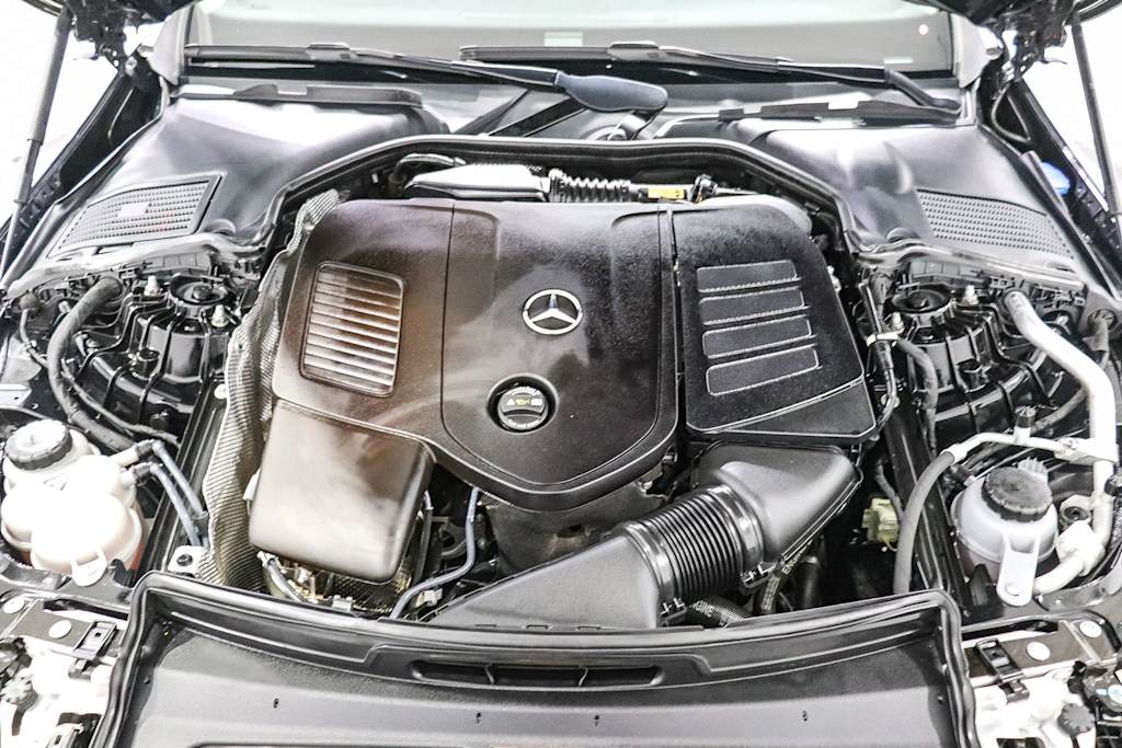 Thumbnail: 2023 Mercedes-Benz C-Class - 7
