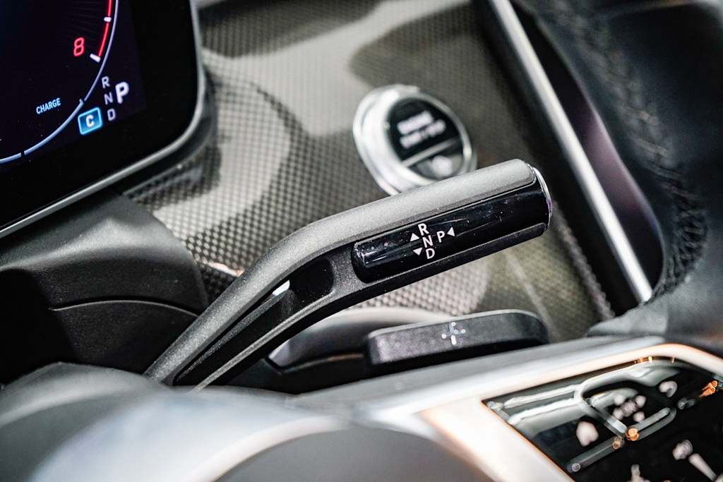 Thumbnail: 2025 Mercedes-Benz C-Class - 24