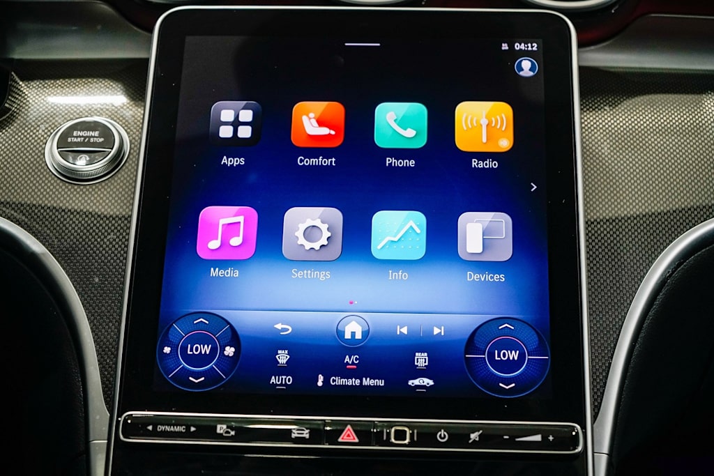 Thumbnail: 2025 Mercedes-Benz C-Class - 21