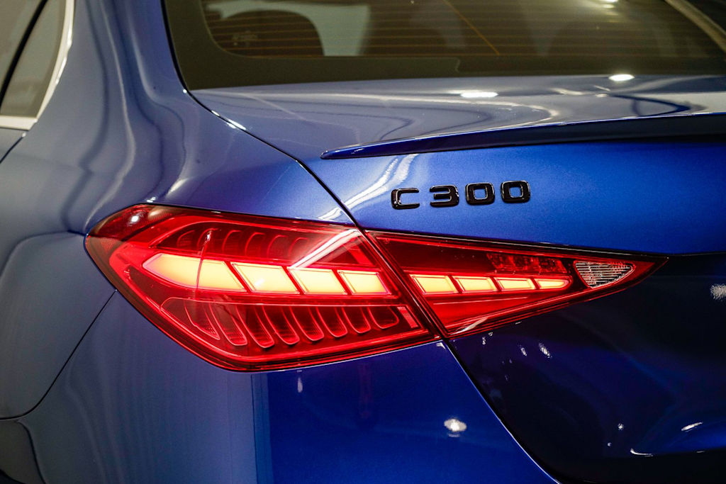 Thumbnail: 2023 Mercedes-Benz C-Class - 5