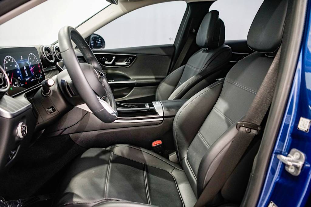 Thumbnail: 2023 Mercedes-Benz C-Class - 10