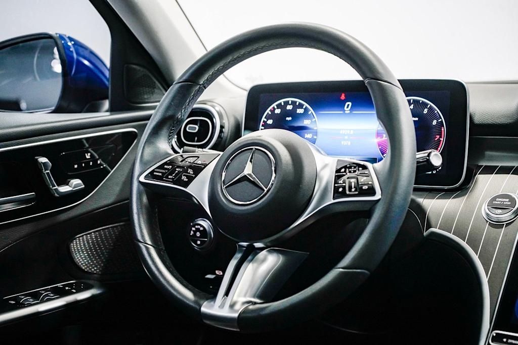 Thumbnail: 2023 Mercedes-Benz C-Class - 12