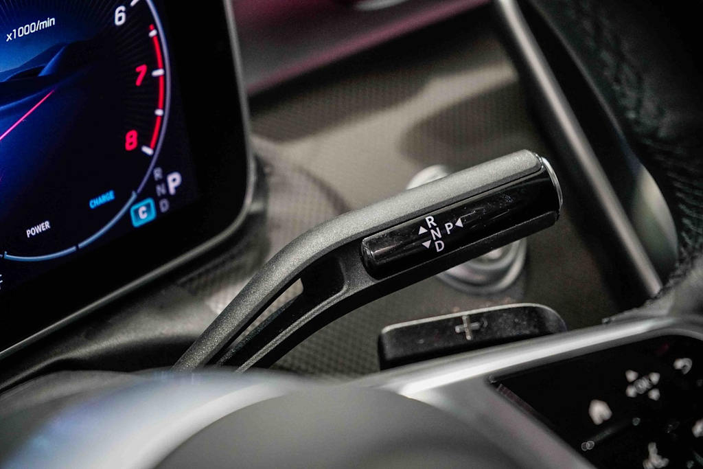 Thumbnail: 2025 Mercedes-Benz C-Class - 14