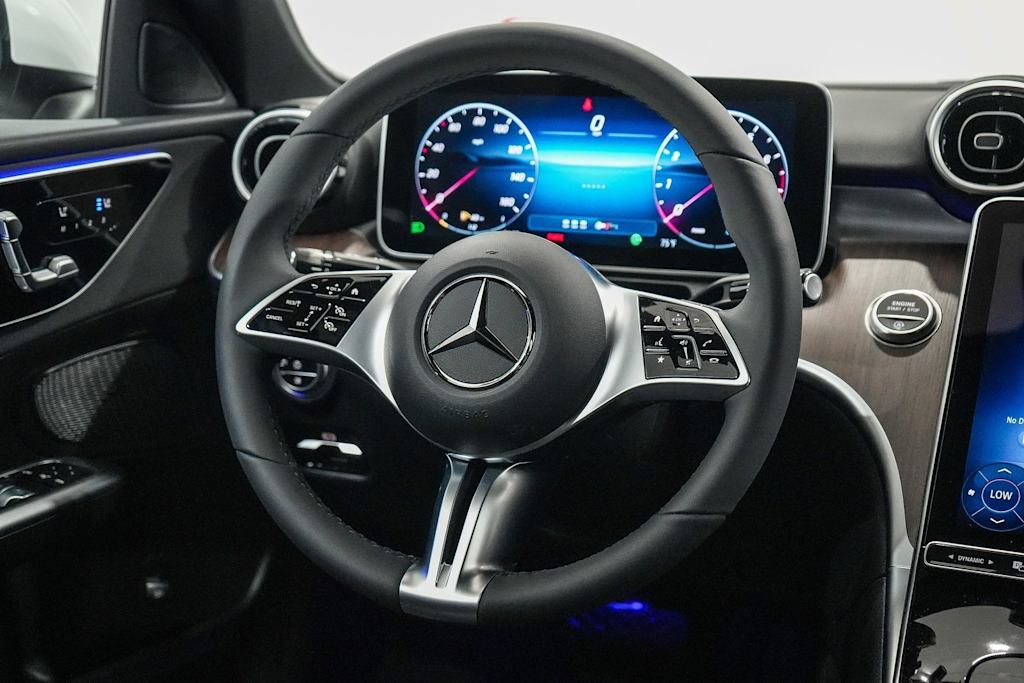 Thumbnail: 2025 Mercedes-Benz C-Class - 9