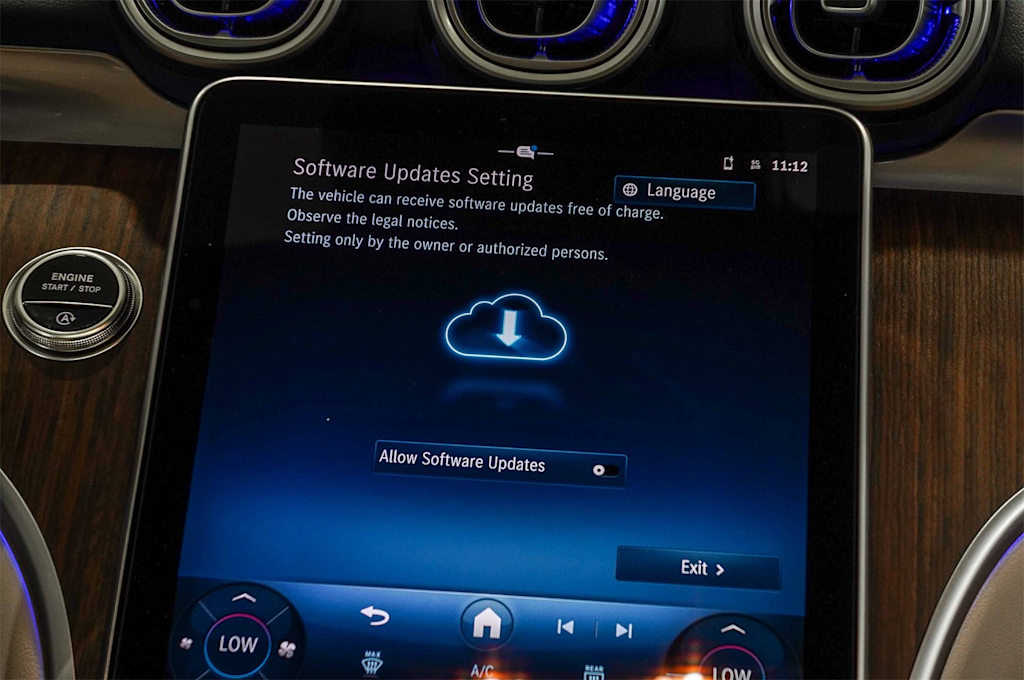 Thumbnail: 2025 Mercedes-Benz C-Class - 21