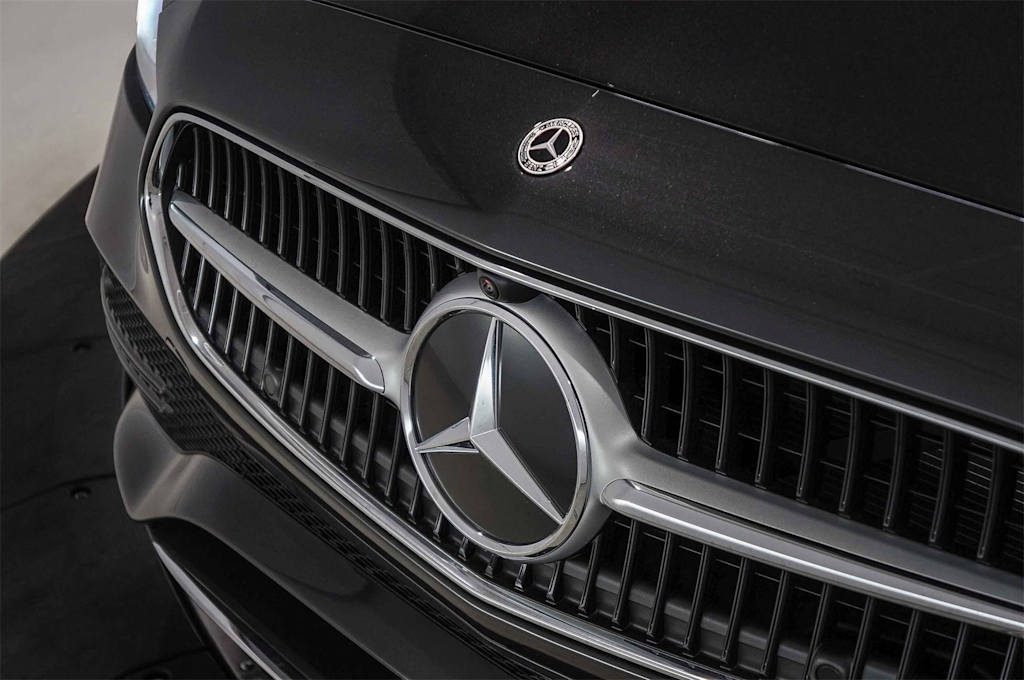 Thumbnail: 2025 Mercedes-Benz C-Class - 19