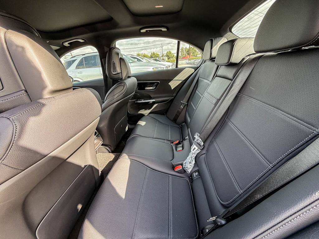 Thumbnail: 2025 Mercedes-Benz C-Class - 12