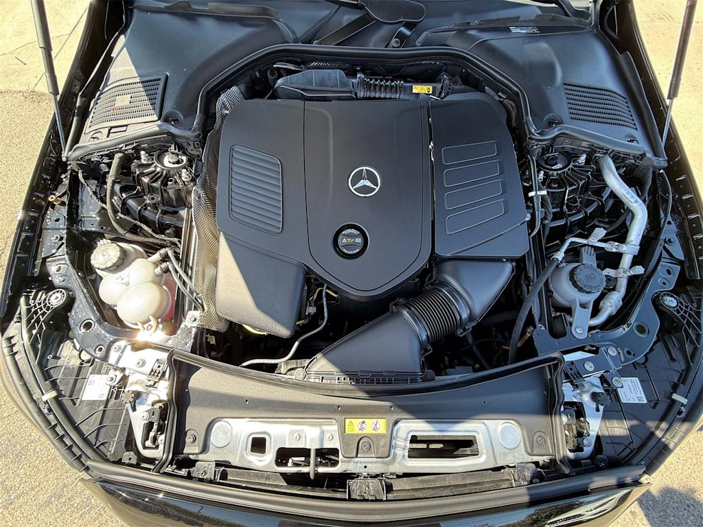 Thumbnail: 2025 Mercedes-Benz C-Class - 8