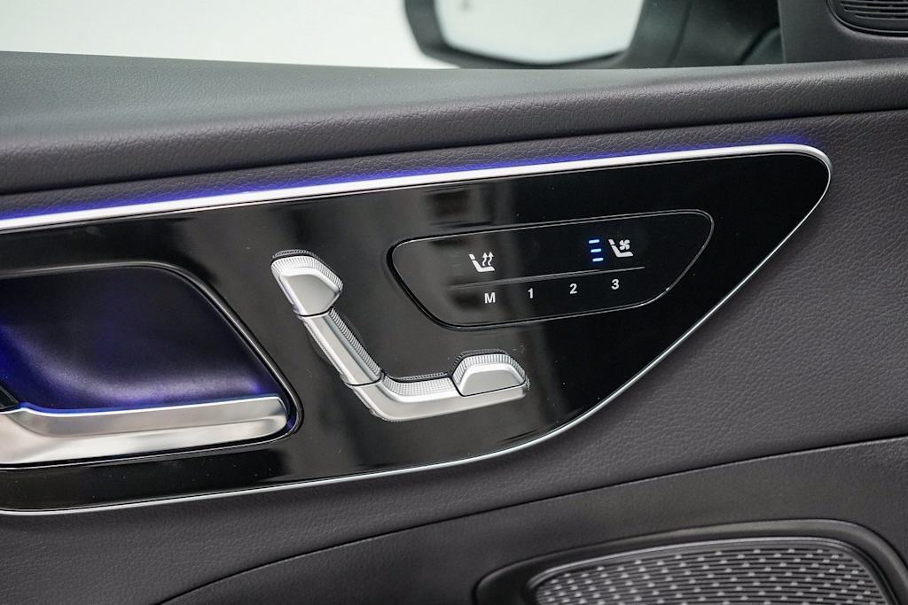 Thumbnail: 2025 Mercedes-Benz C-Class - 26